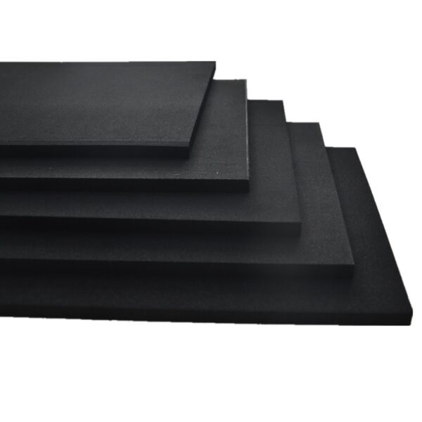 Closed-cell EPDM foam material with no joints for long sealing strips
